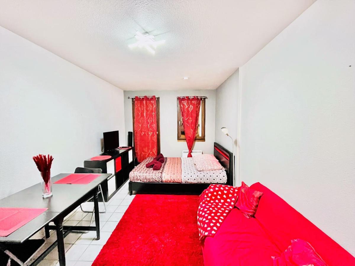 Apartamento Le Red Escape à 15min du centre avec parking privé gratuit Annecy Exterior foto