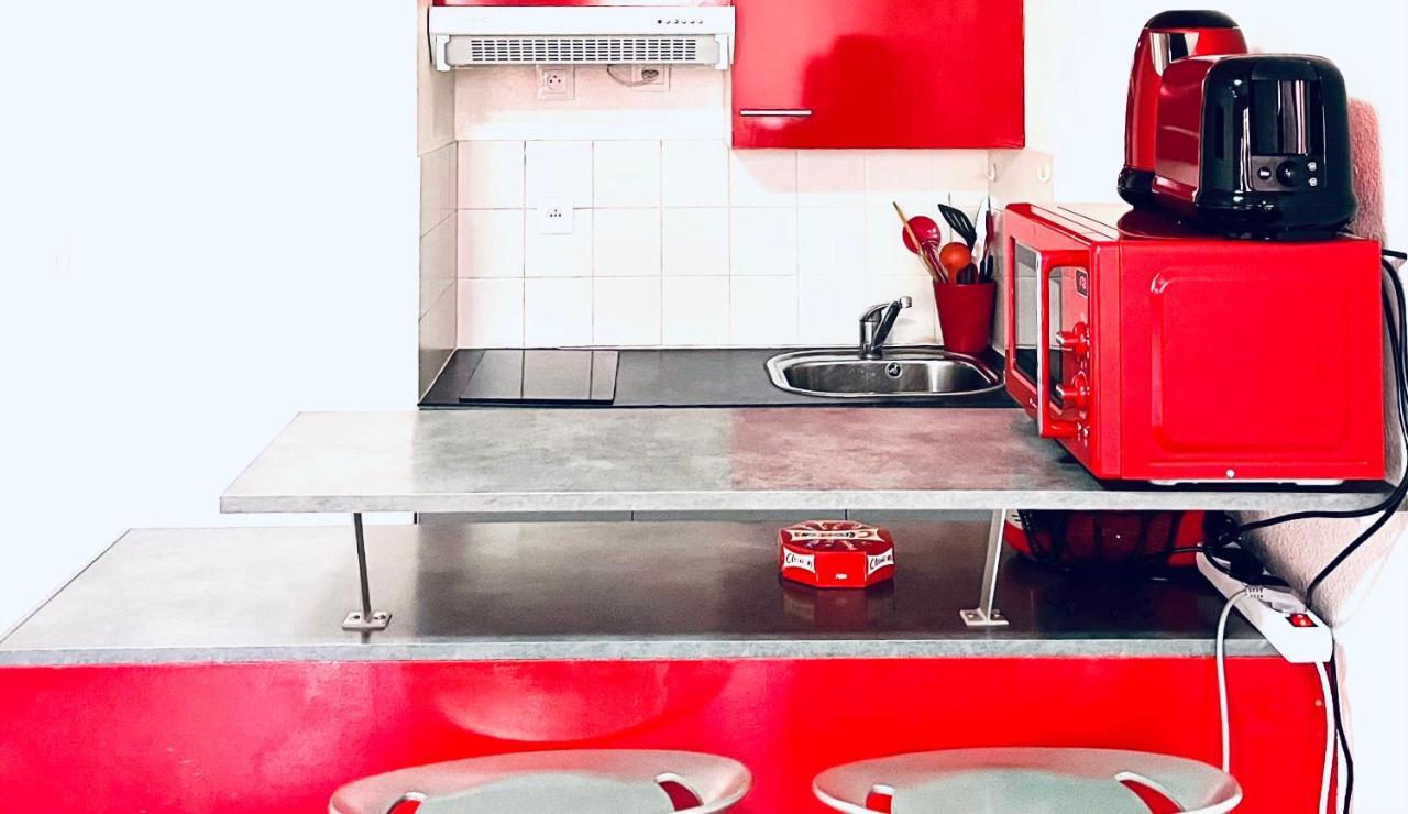 Apartamento Le Red Escape à 15min du centre avec parking privé gratuit Annecy Exterior foto