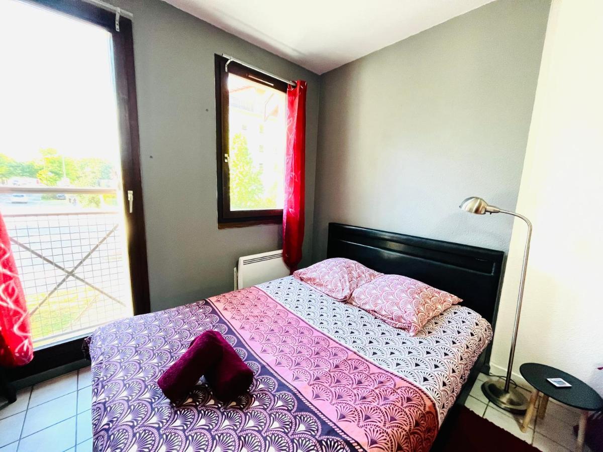 Apartamento Le Red Escape à 15min du centre avec parking privé gratuit Annecy Exterior foto